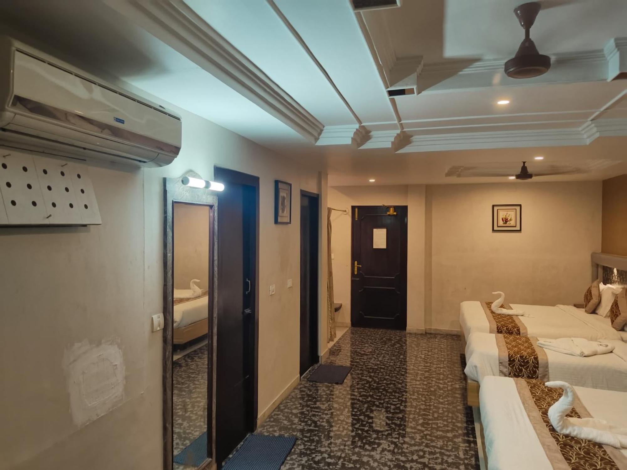โรงแรมมายาส Tiruchirappalli ภายนอก รูปภาพ